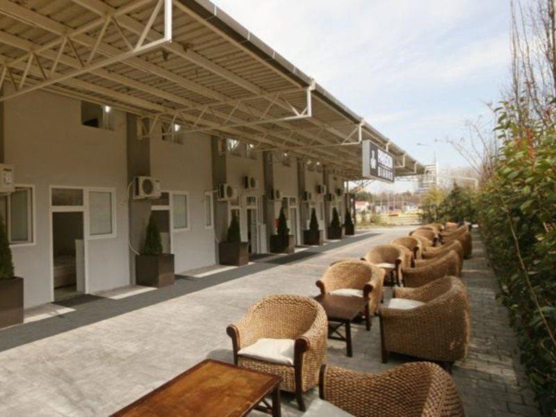 Pansion Bianko Hotel Скопие Екстериор снимка