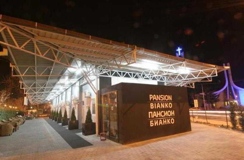 Pansion Bianko Hotel Скопие Екстериор снимка